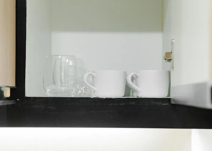 Eastwood 1br Muji Luxe Minimalist Fast Wifi