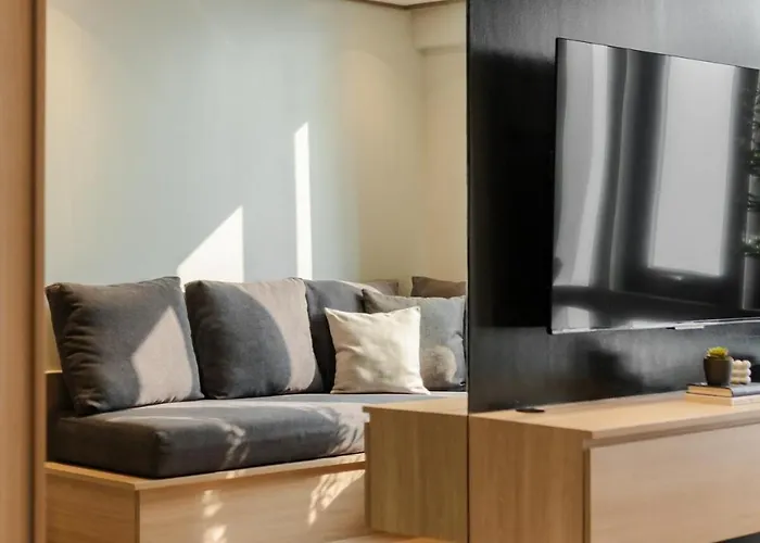 Eastwood 1br Muji Luxe Minimalist Fast Wifi