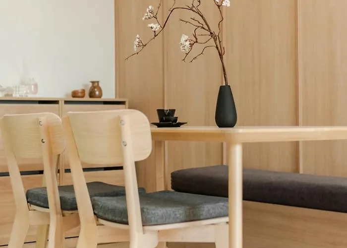 Eastwood 1br Muji Luxe Minimalist Fast Wifi *